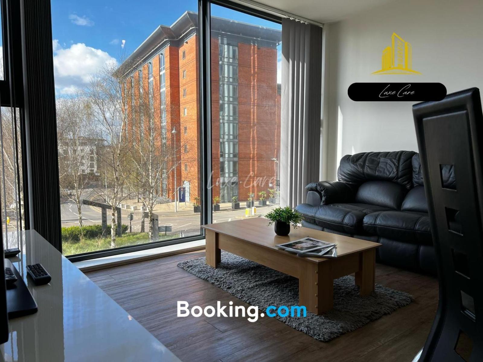 Last-Minute Specials L Book It Now L Sleeps Up To 4 L 2 Bed 2 Bath - Gym - Prime Birmingham Location L Jvt Short Lets Dış mekan fotoğraf