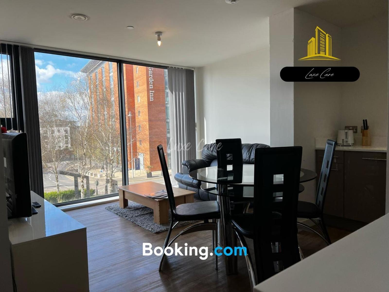 Last-Minute Specials L Book It Now L Sleeps Up To 4 L 2 Bed 2 Bath - Gym - Prime Birmingham Location L Jvt Short Lets Dış mekan fotoğraf