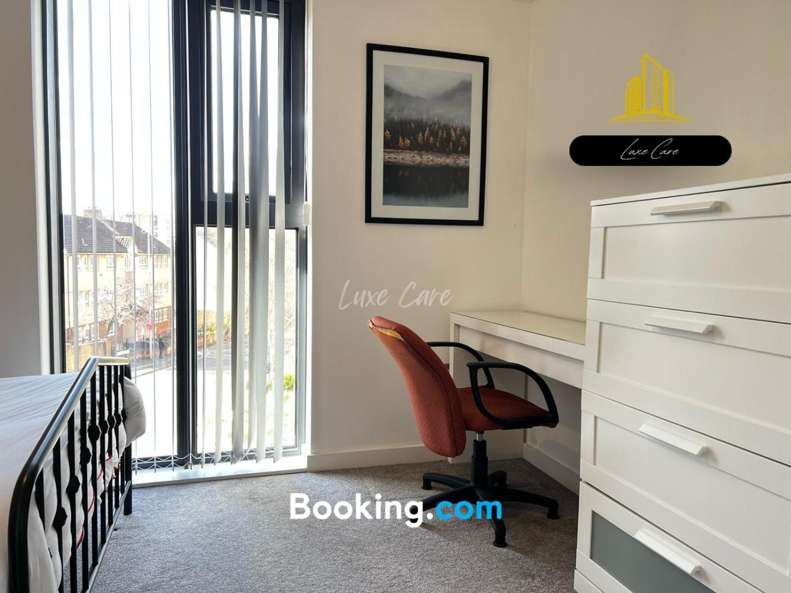 Last-Minute Specials L Book It Now L Sleeps Up To 4 L 2 Bed 2 Bath - Gym - Prime Birmingham Location L Jvt Short Lets Dış mekan fotoğraf
