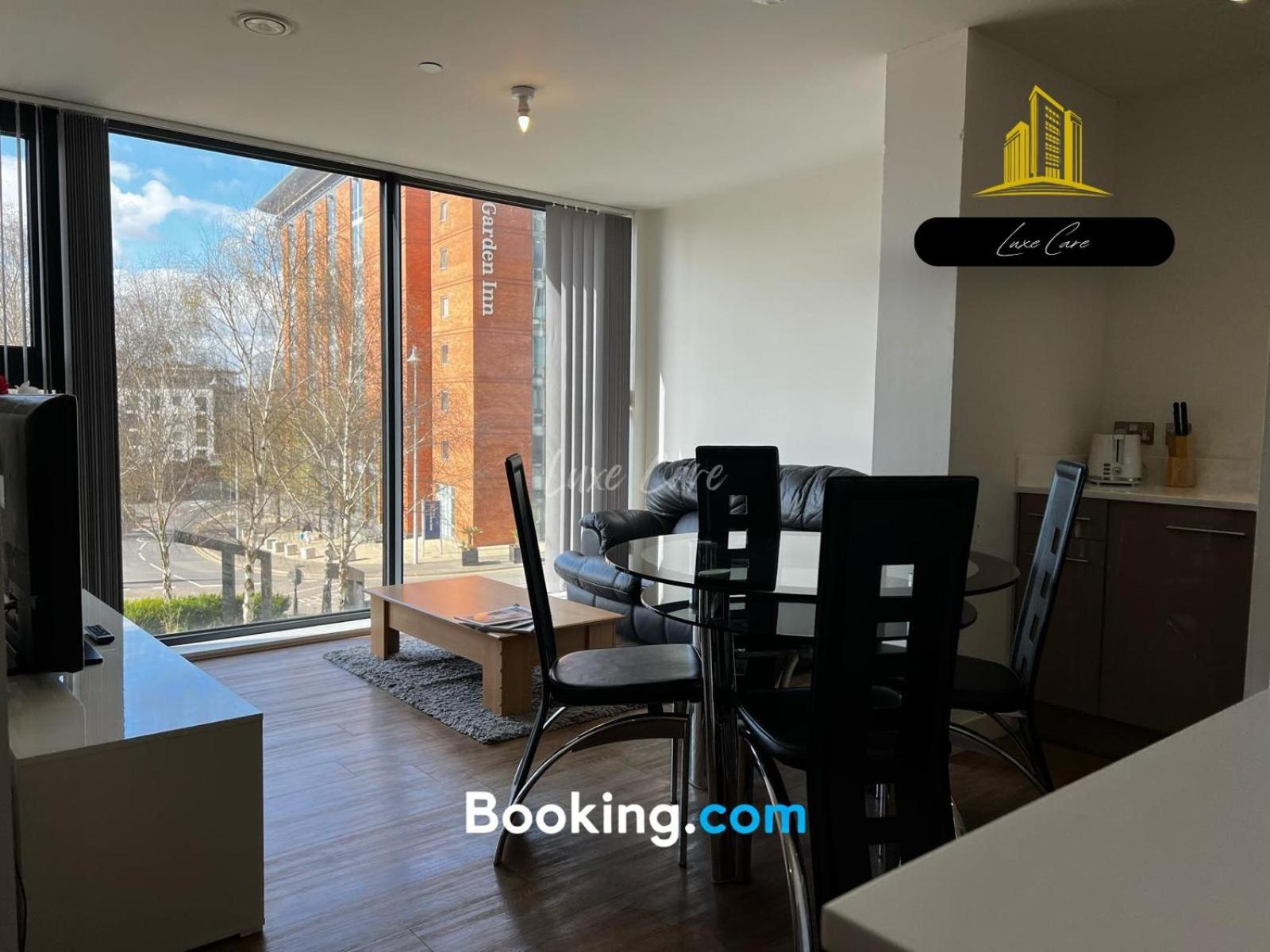 Last-Minute Specials L Book It Now L Sleeps Up To 4 L 2 Bed 2 Bath - Gym - Prime Birmingham Location L Jvt Short Lets Dış mekan fotoğraf